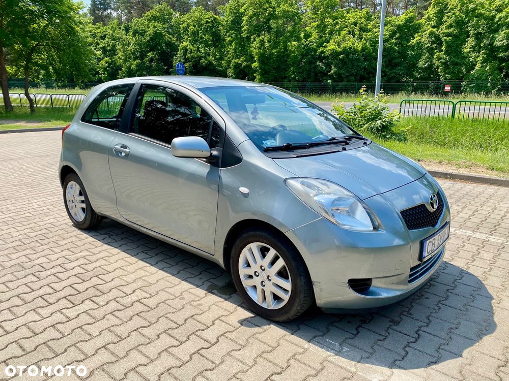 Toyota Yaris 1.3 Luna - 2