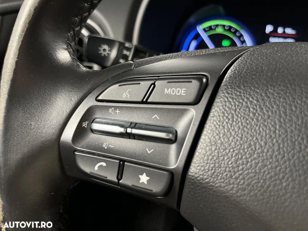 Hyundai KONA - 18