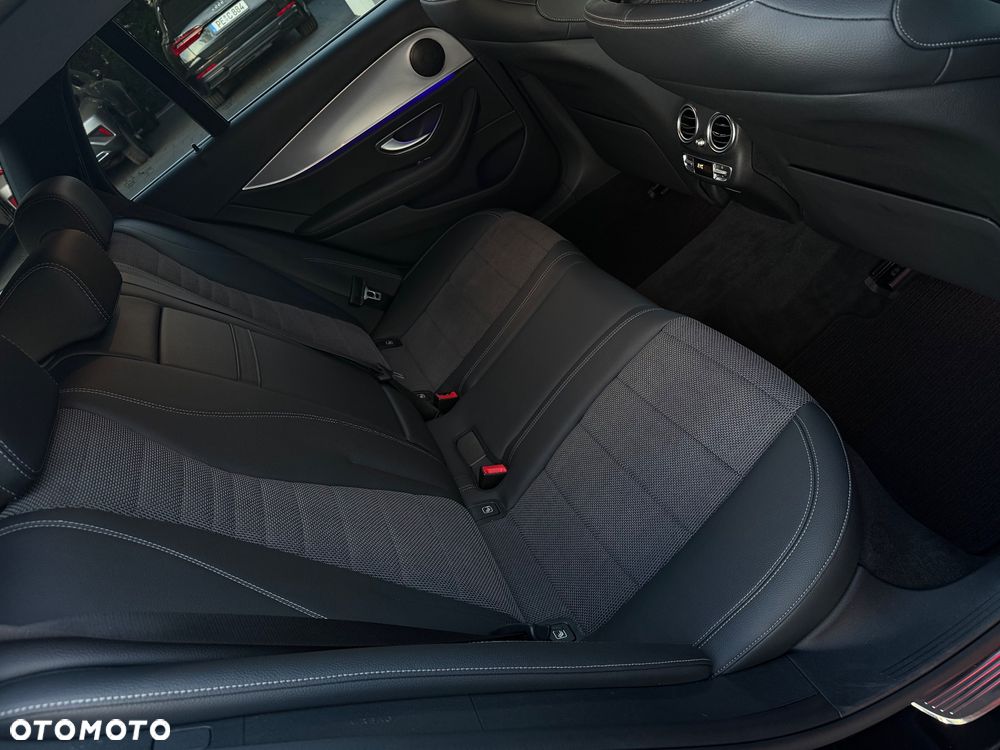 Mercedes-Benz Klasa E 300 de 9G-TRONIC Avantgarde - 31