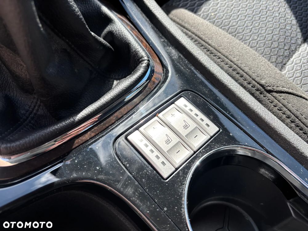 Ford Mondeo 2.0 Ghia - 21