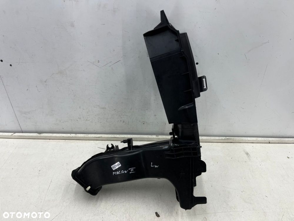 Kanał powietrza Porsche Macan II 95c 24r.- lewa osłona chłodnicy kierownica powietrza zderzaka - 1