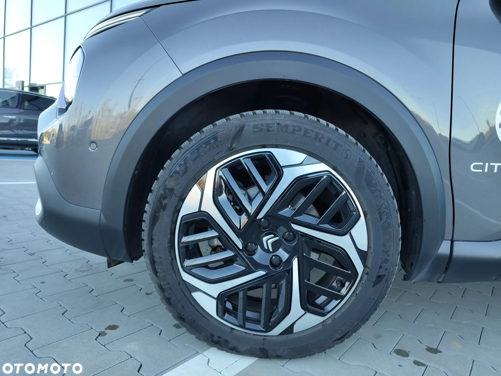 Citroën C4X 1.2 mHEV Max eDCT6 - 12