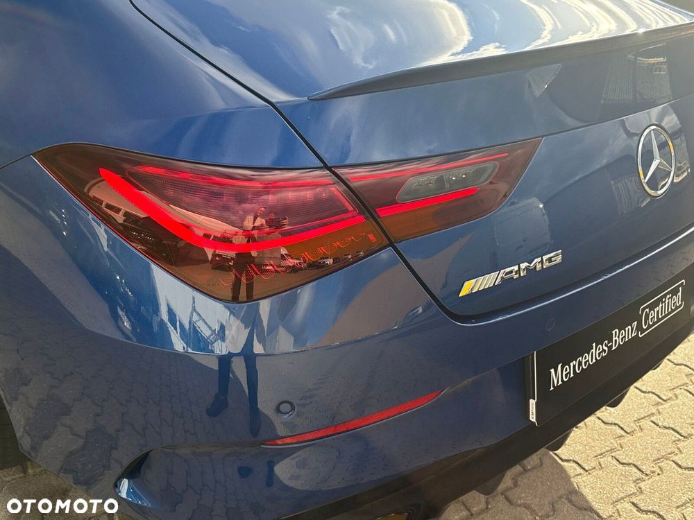 Mercedes-Benz CLA - 12