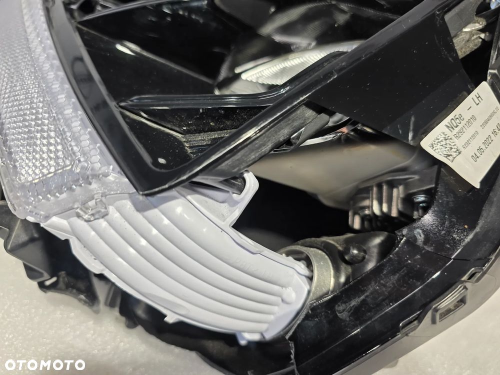 KIA SPORTAGE V LEWA LAMPA PRZEDNIA PRZÓD FULL LED , NR 92101-R2000 / R2921-61010 , NR AUKCJI LPP244 - 19