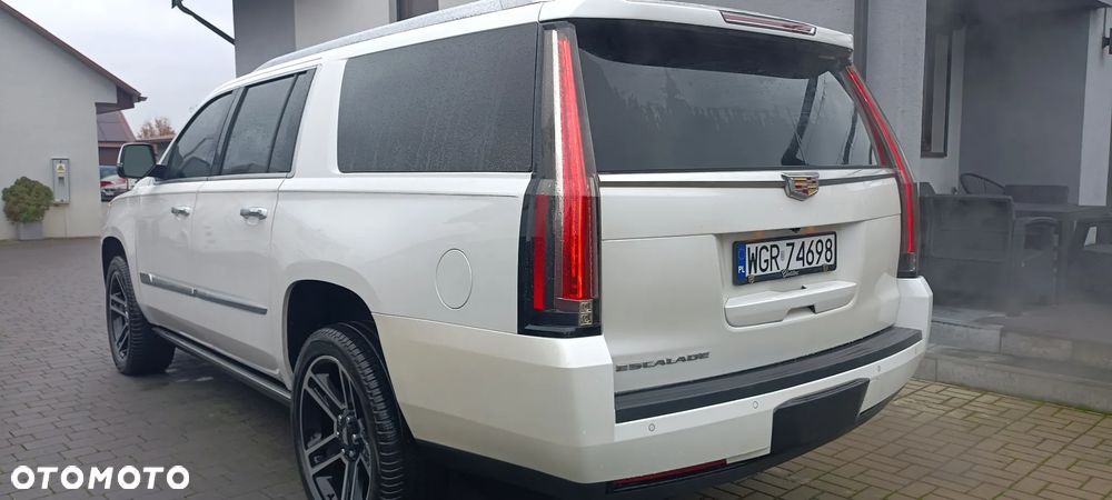 Cadillac Escalade - 10