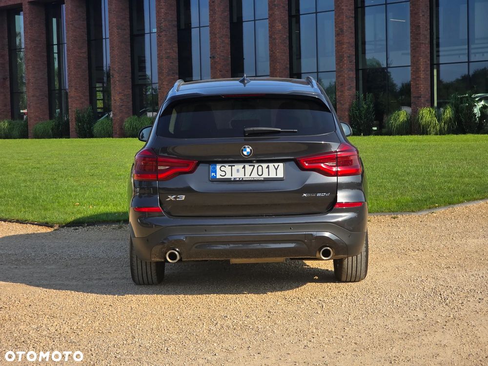 BMW X3 xDrive20d - 8