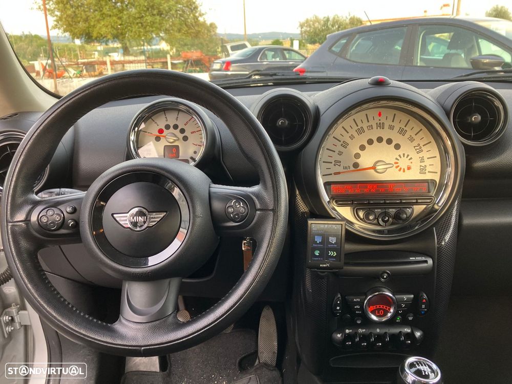 MINI Countryman Cooper D - 13