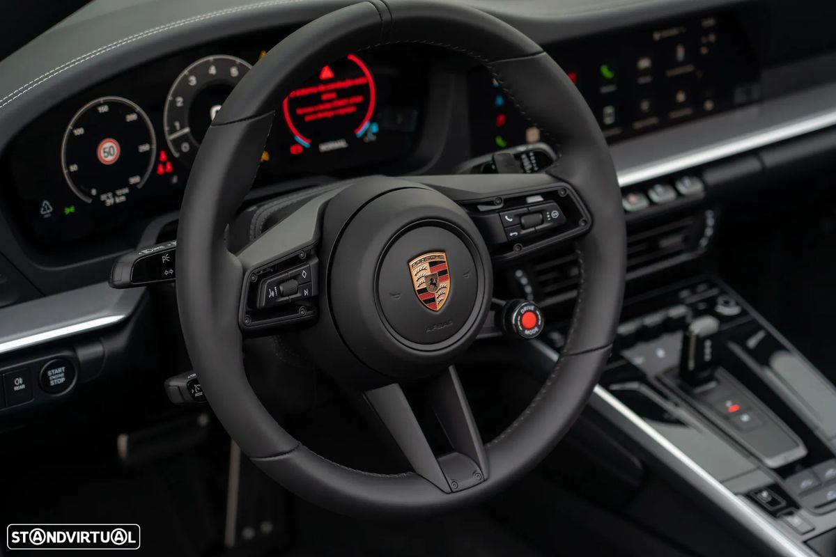 Porsche 911 (992) Carrera - 19