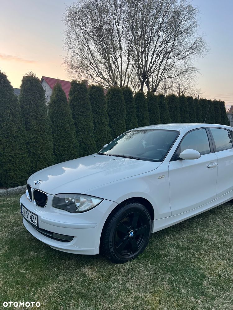 BMW Seria 1 - 15