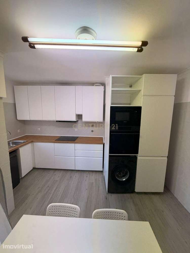 T3  para arrendamento na Sobreda - Grande imagem: 2/16
