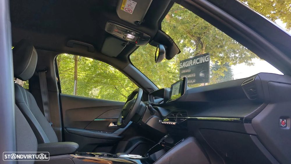 Peugeot e-2008 50 kWh Allure - 5