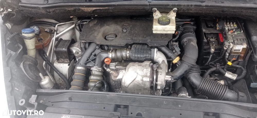 Citroën C4 Picasso 1.6 HDI FAP Tendance - 16