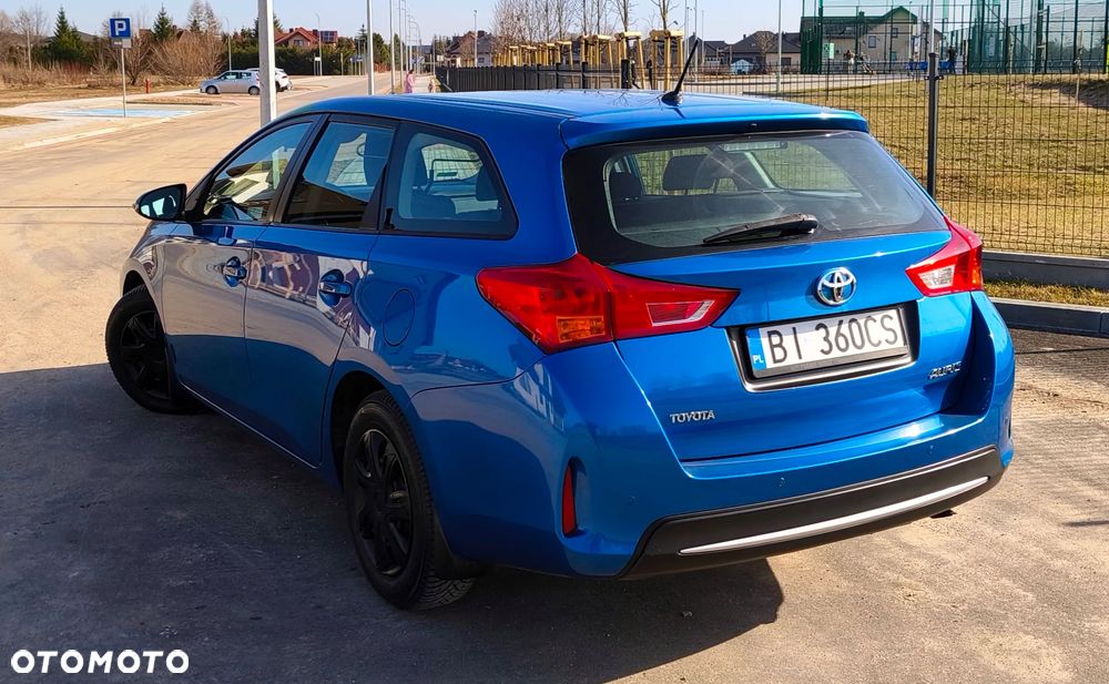 Toyota Auris 1.4 D-4D Active - 3