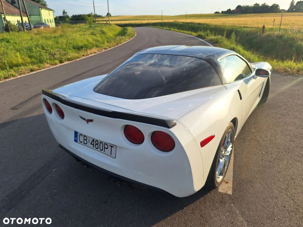 Chevrolet Corvette - 8