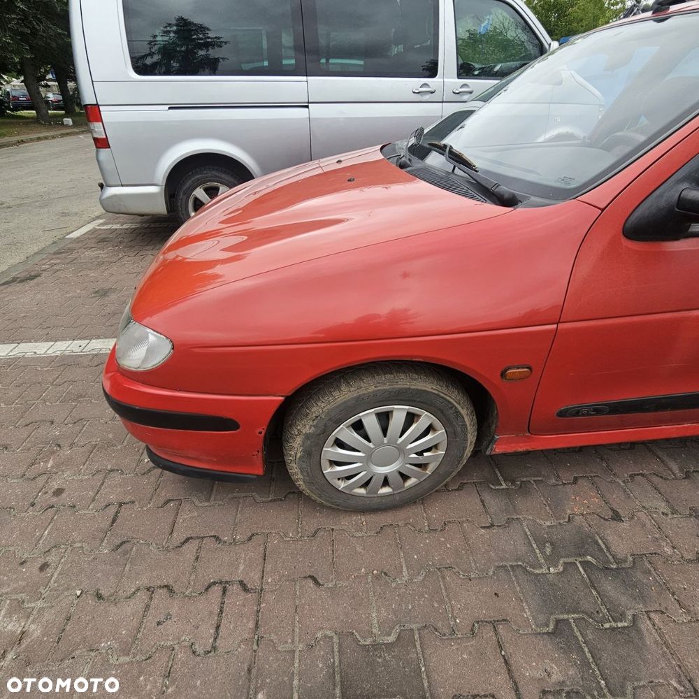 Renault Megane (1996) 1,4 B 55 kW / 75 KM (kod lak: 727 pojazd na części - 2