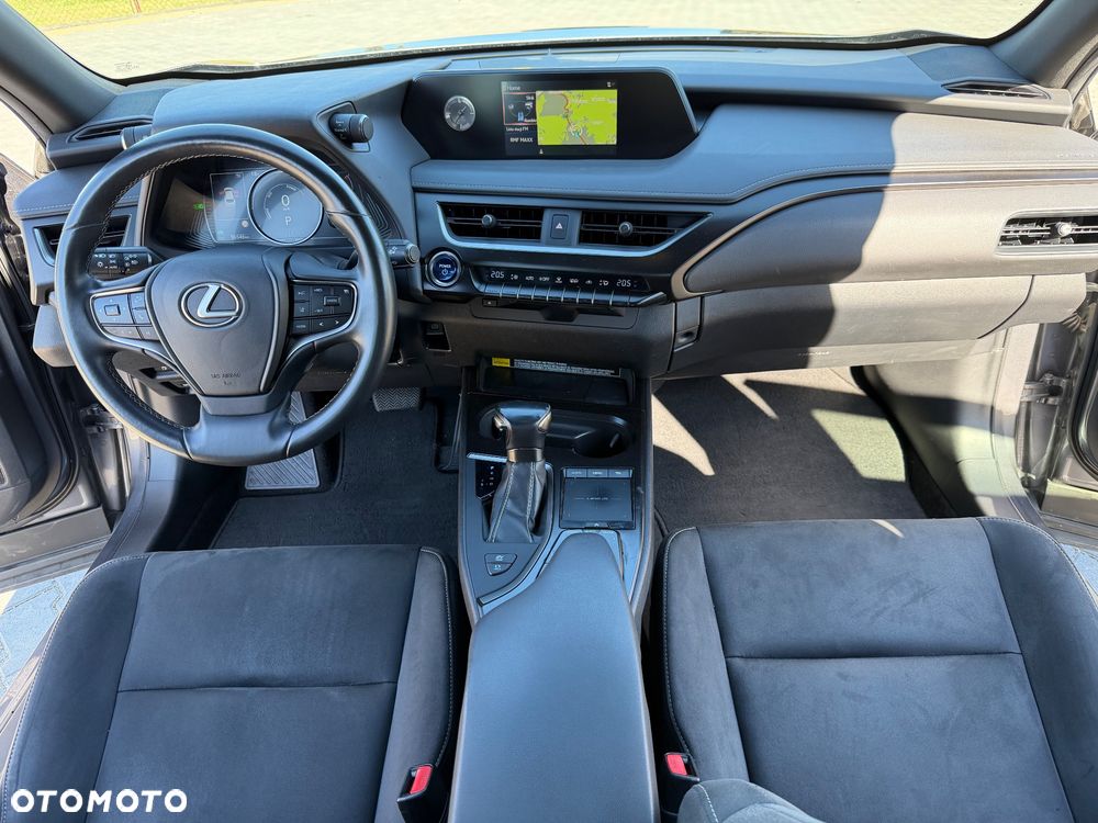 Lexus UX 250h GPF Business Edition AWD - 15