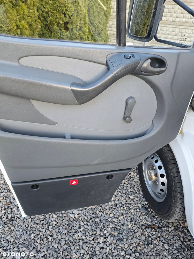 Mercedes-Benz Sprinter 316 - 11