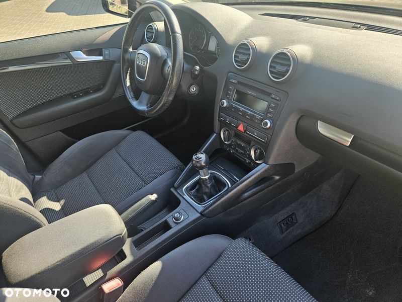 Audi A3 Sportback - 6