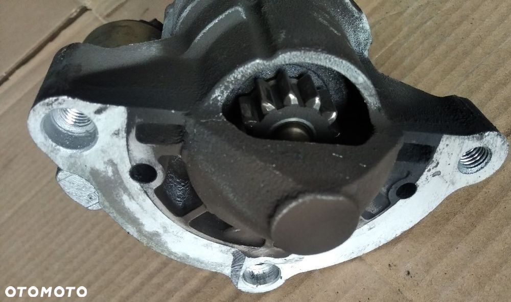 Peugeot 307 407 Citroen C4 C5 2.0  1.8 16V rozrusznik 9656317680 - 9