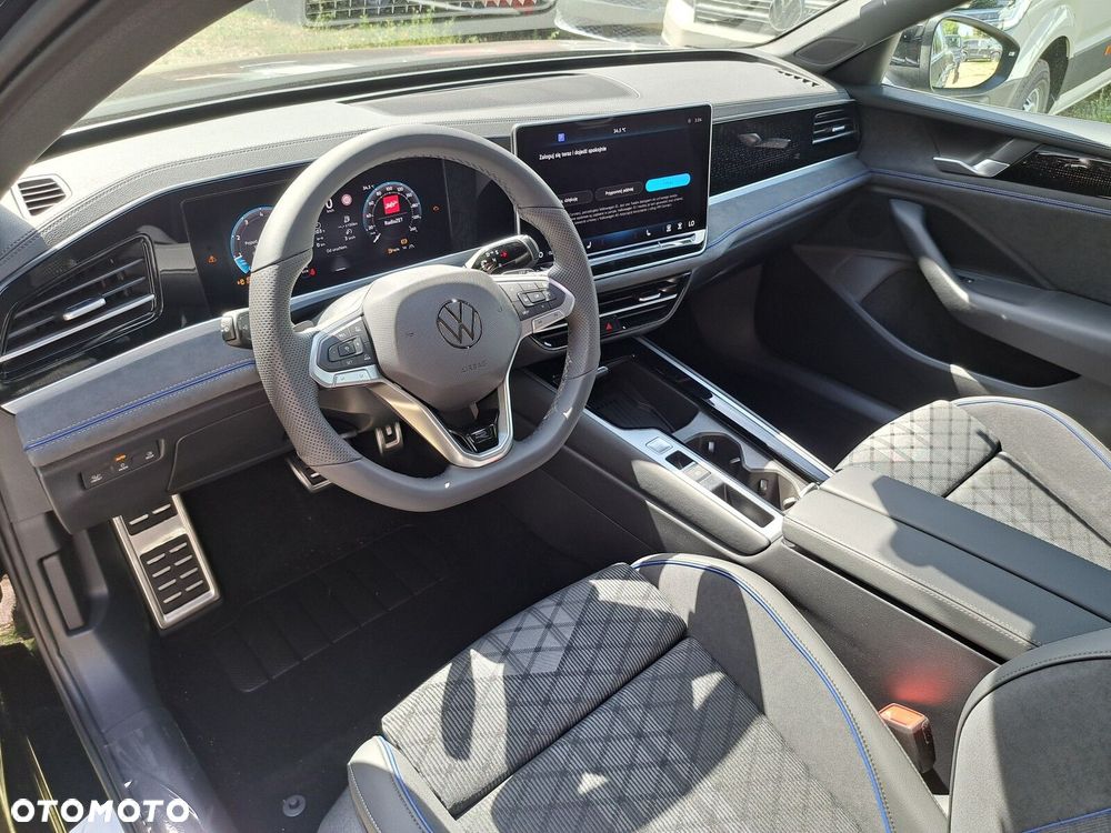 Volkswagen Passat - 8