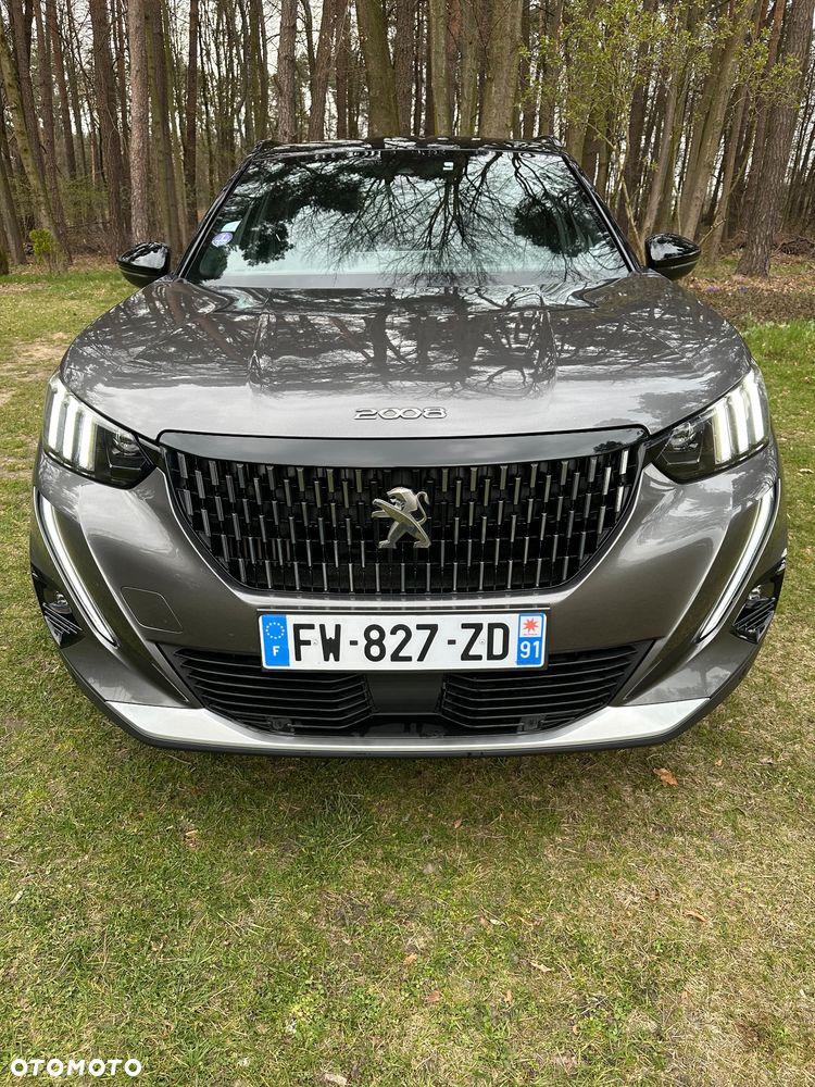 Peugeot 2008 PureTech 130 EAT8 GT - 3