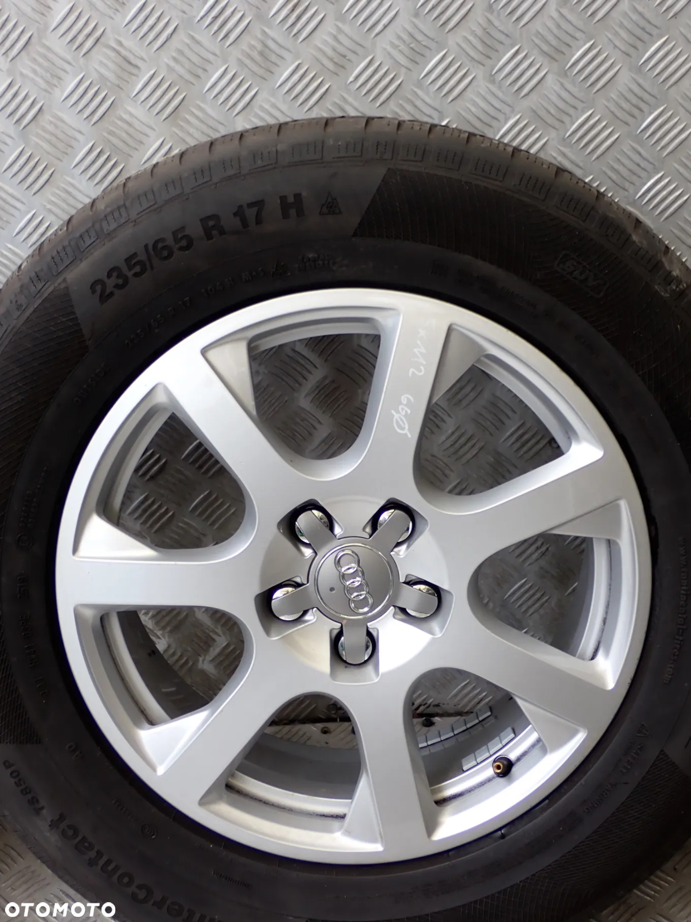 KOŁA FELGI ALUMINIOWE AUDI  7JX17  ET 37  5X112  8R0601025E Z OPONAMI ZIMA 235/65/17 1700 ZŁ - 6