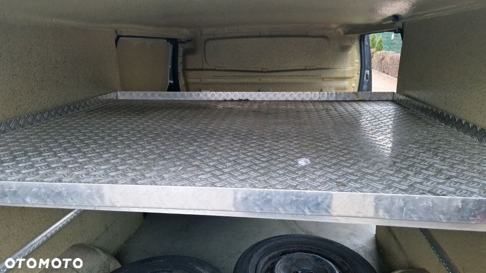Opel VIVARO - 15