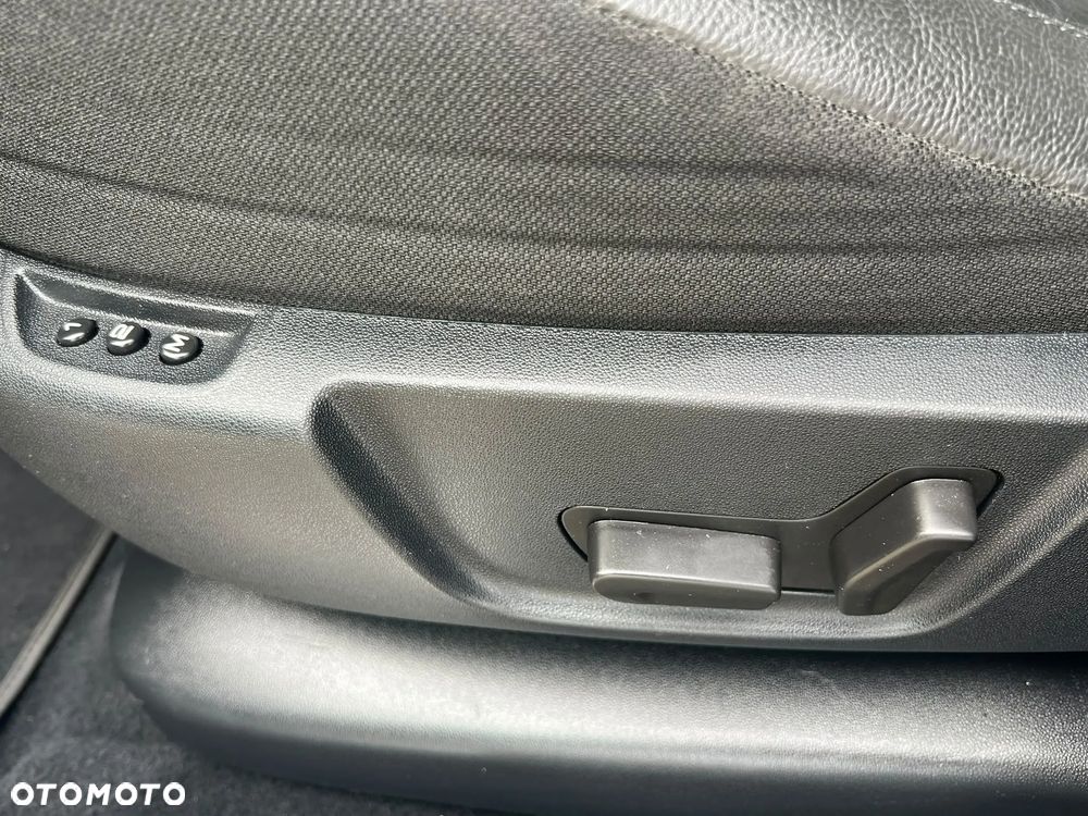 Citroën C4 Picasso BlueHDi 120 EAT6 Exclusive - 26