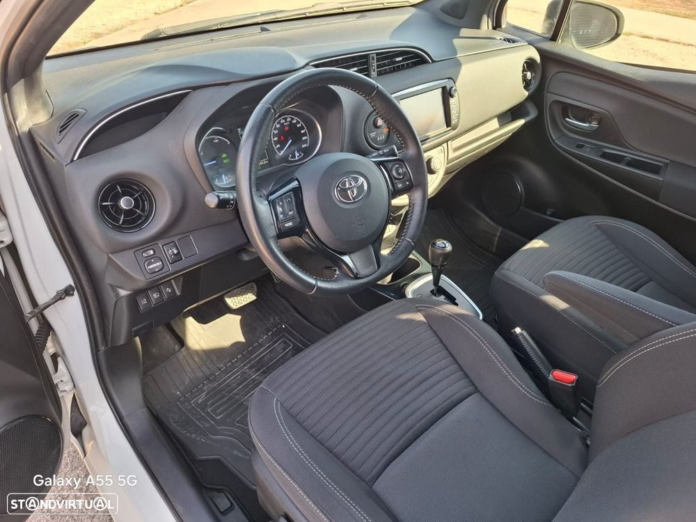 Toyota Yaris 1.5 HSD Square Collec.White - 15