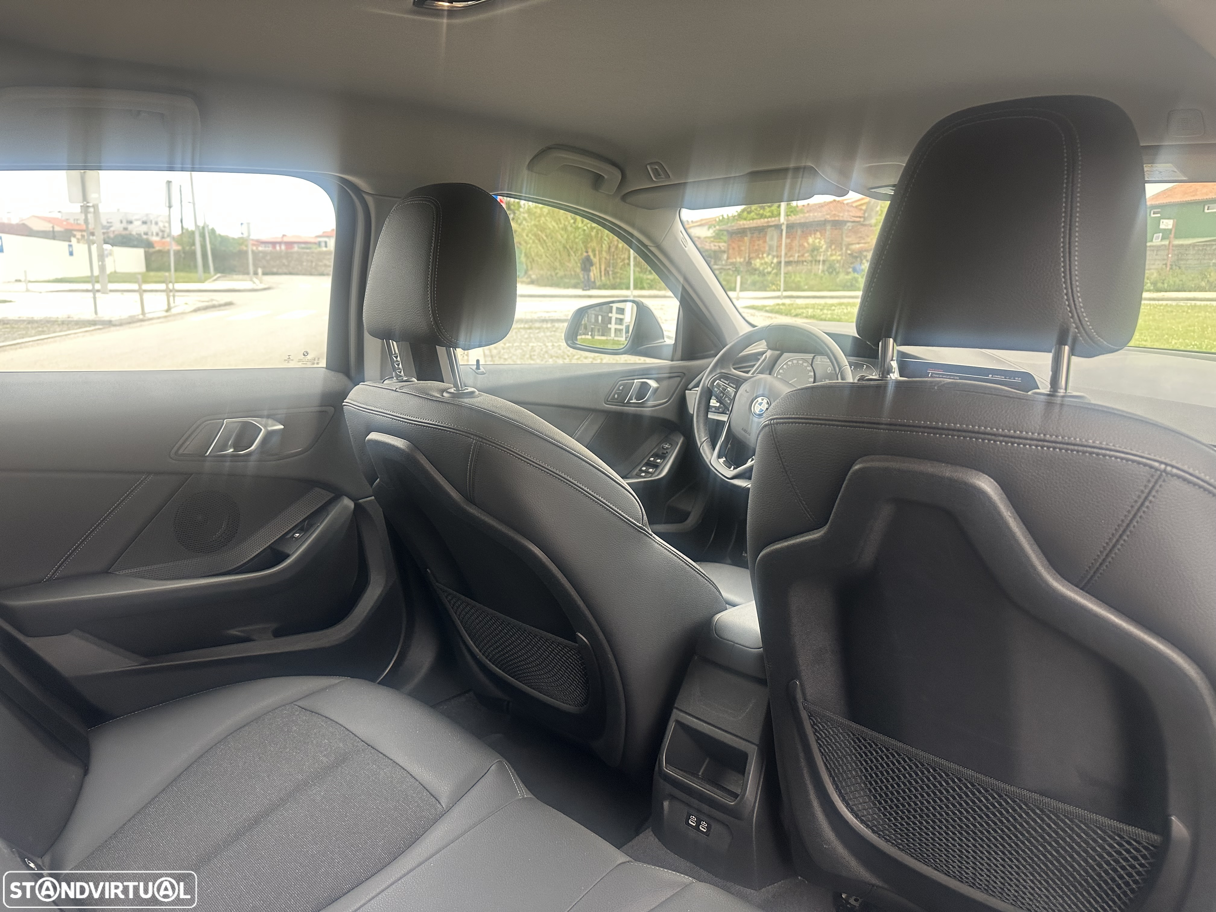 BMW 116 d Aut. M Sport - 24