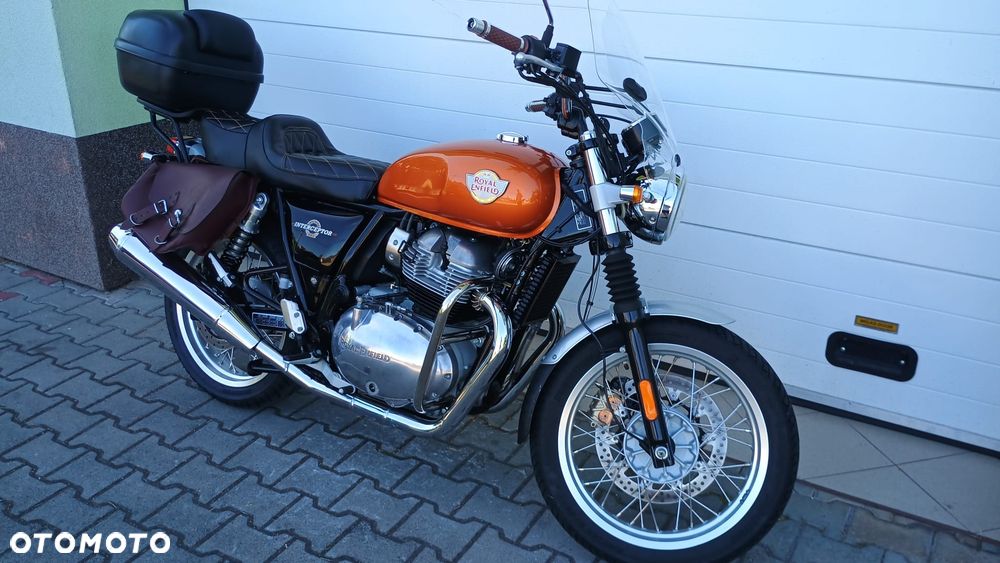Royal Enfield Interceptor - 1
