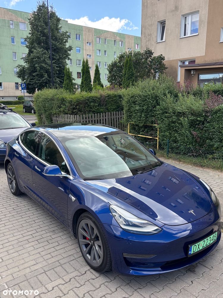 Tesla Model 3 - 7