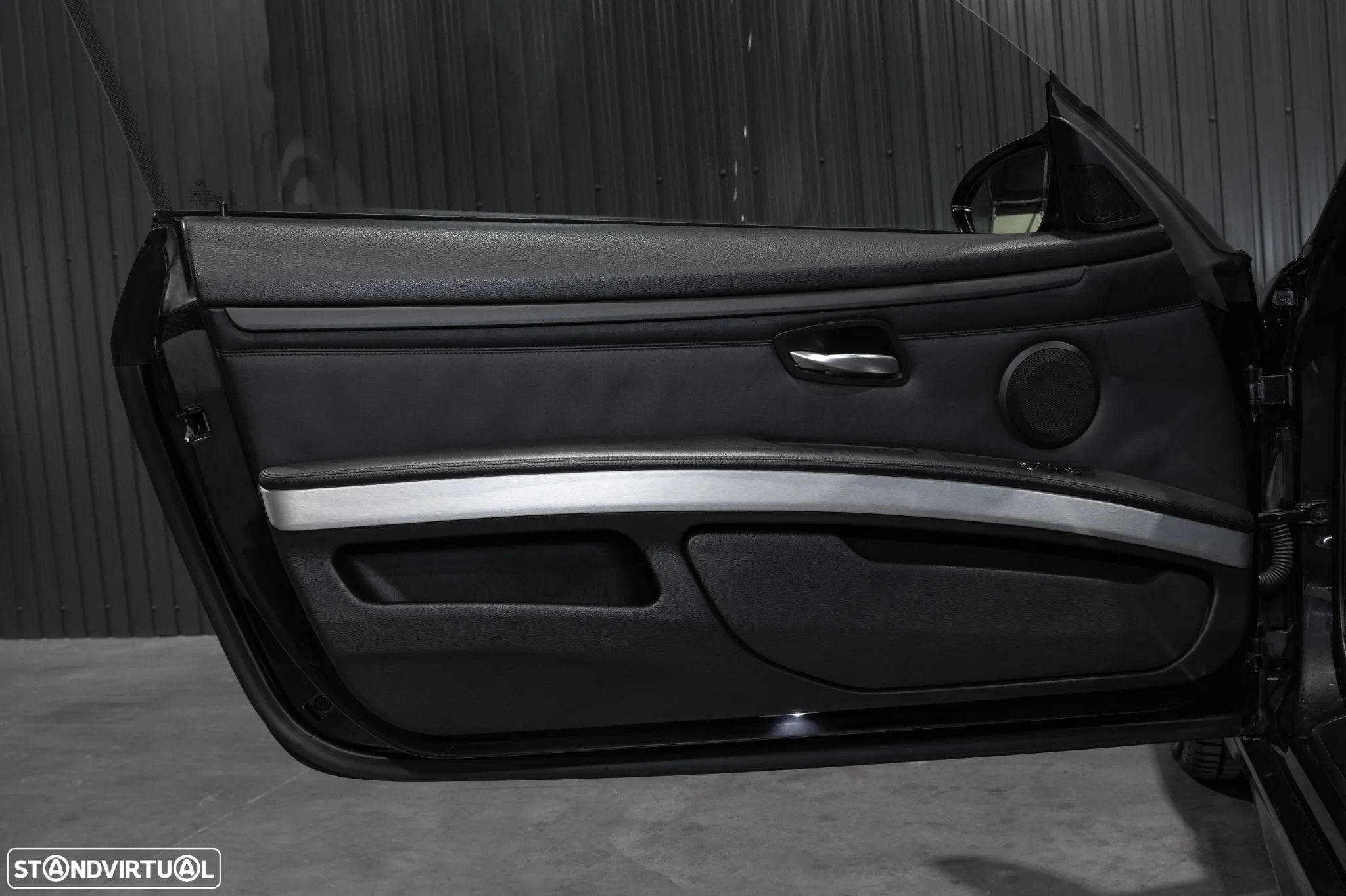 BMW M3 Auto - 21