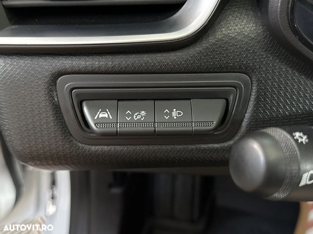 Renault Clio - 16