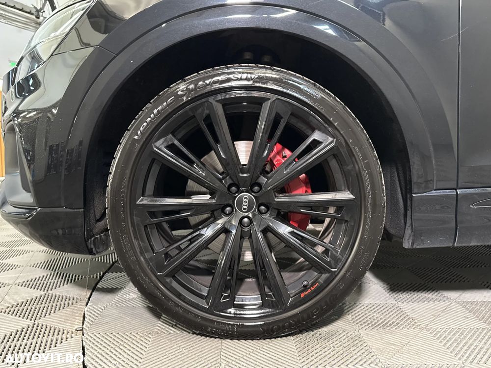 Audi Q8 - 14