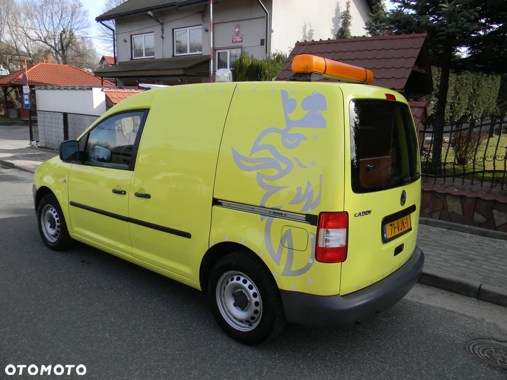 Volkswagen Caddy - 27
