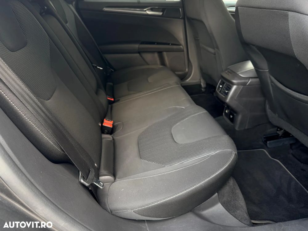 Ford Mondeo - 16