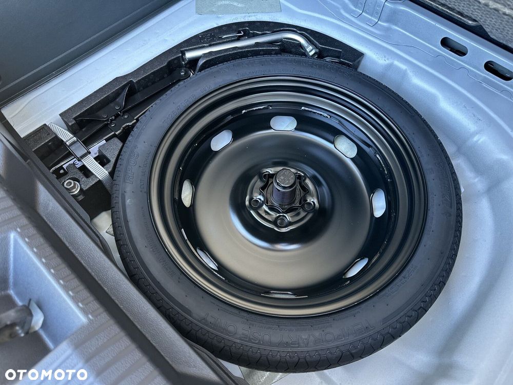 Volkswagen T-Roc - 31