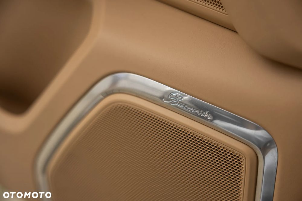 Porsche Macan - 35