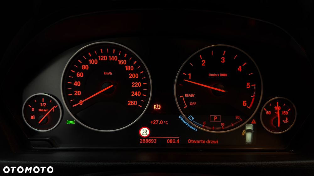 BMW Seria 3 320d Edition Luxury Line Purity - 35