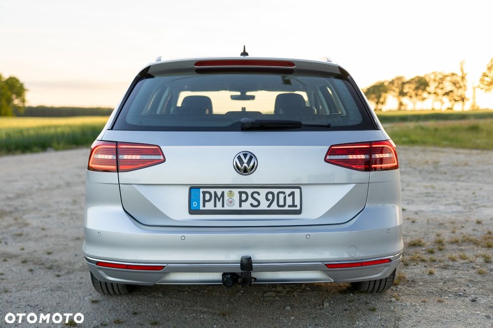 Volkswagen Passat 2.0 TDI (BlueMotion Technology) DSG Highline - 15