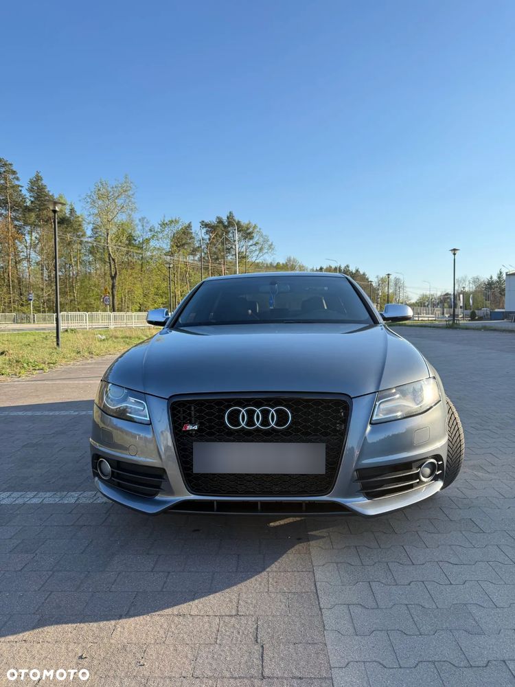 Audi S4 Limousine - 1