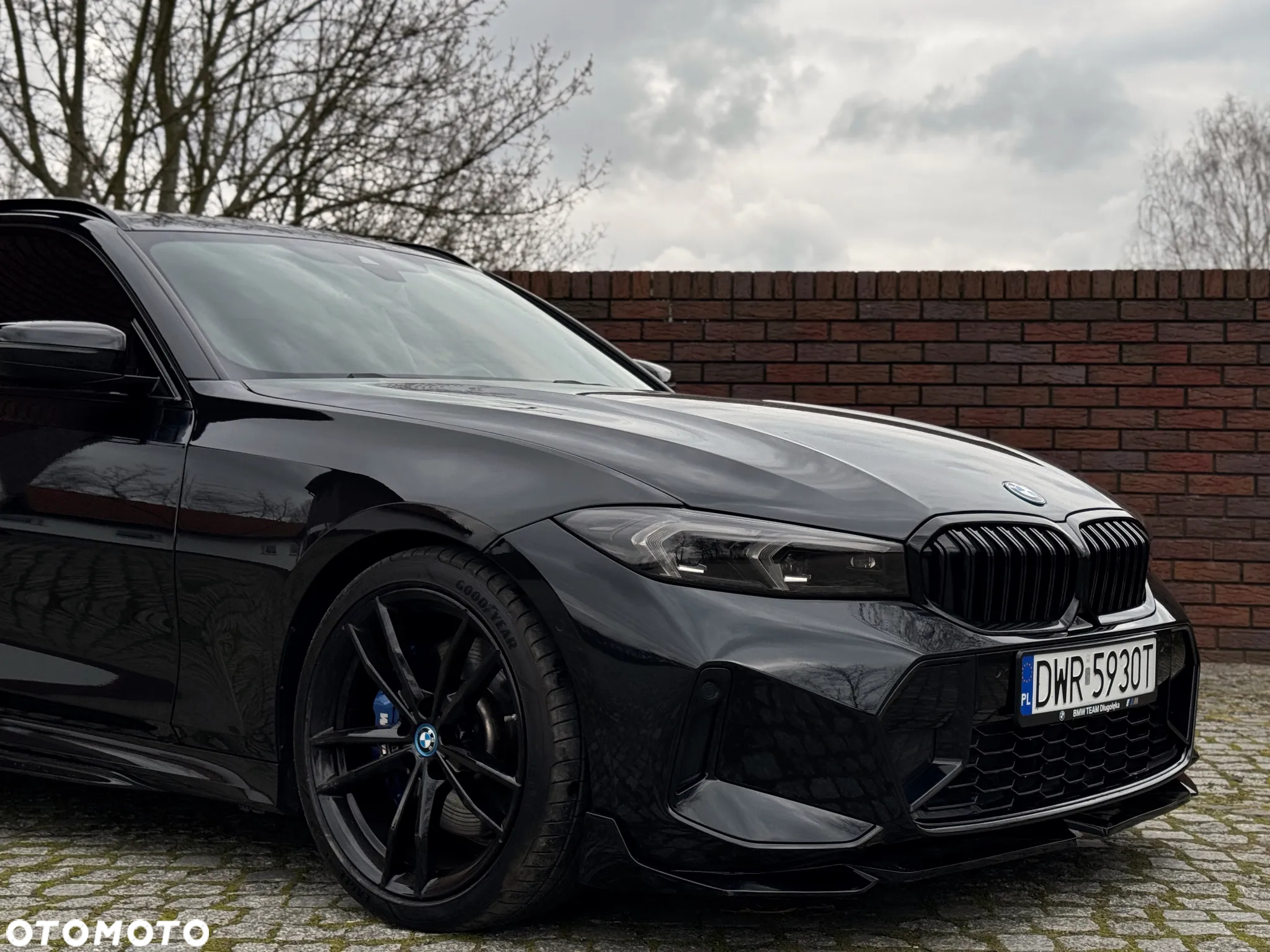 BMW Seria 3 330e xDrive M Sport sport - 17