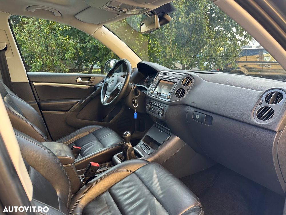 VOLKSWAGEN Tiguan 2012 — imagine 12