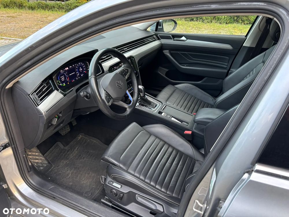 Volkswagen Passat 1.4 TSI Plug-In Hybrid GTE DSG - 12