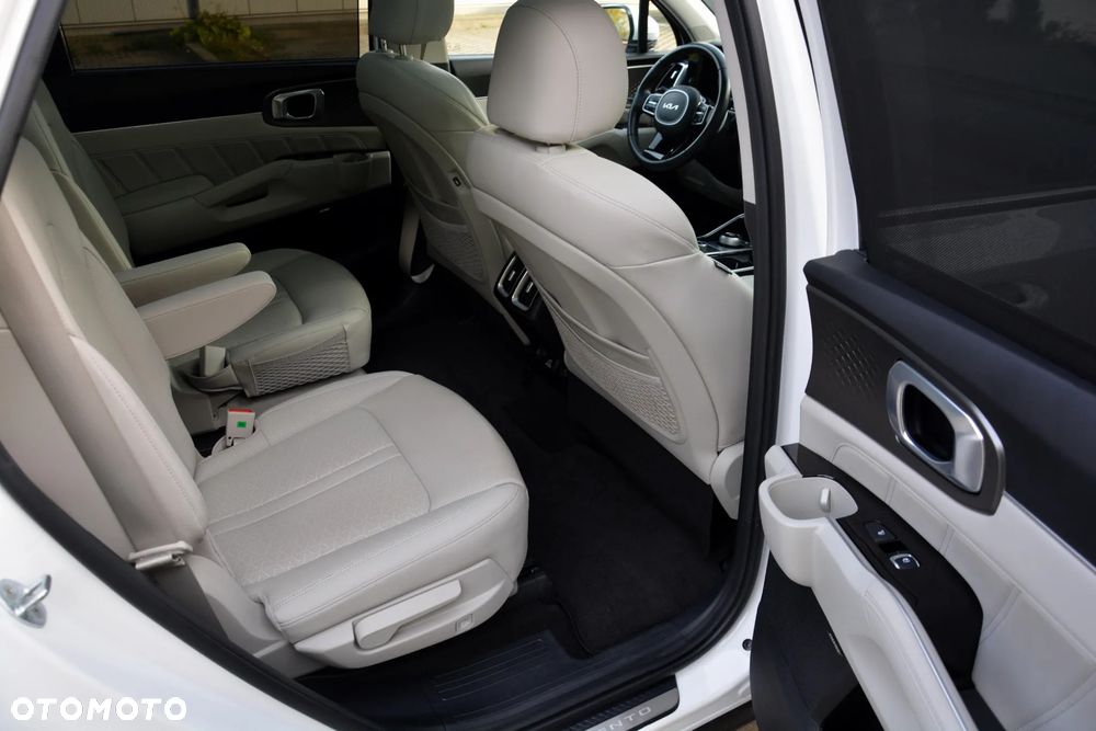 Kia Sorento - 34
