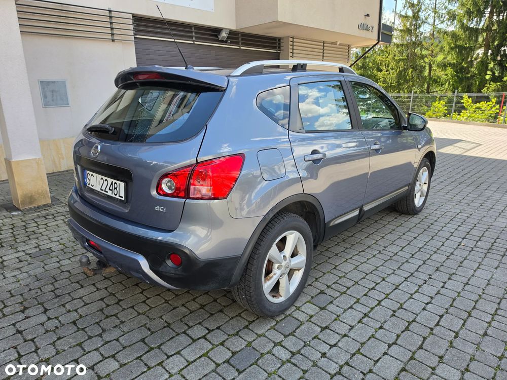 Nissan Qashqai 2.0 dCi 4x4 Tekna - 4