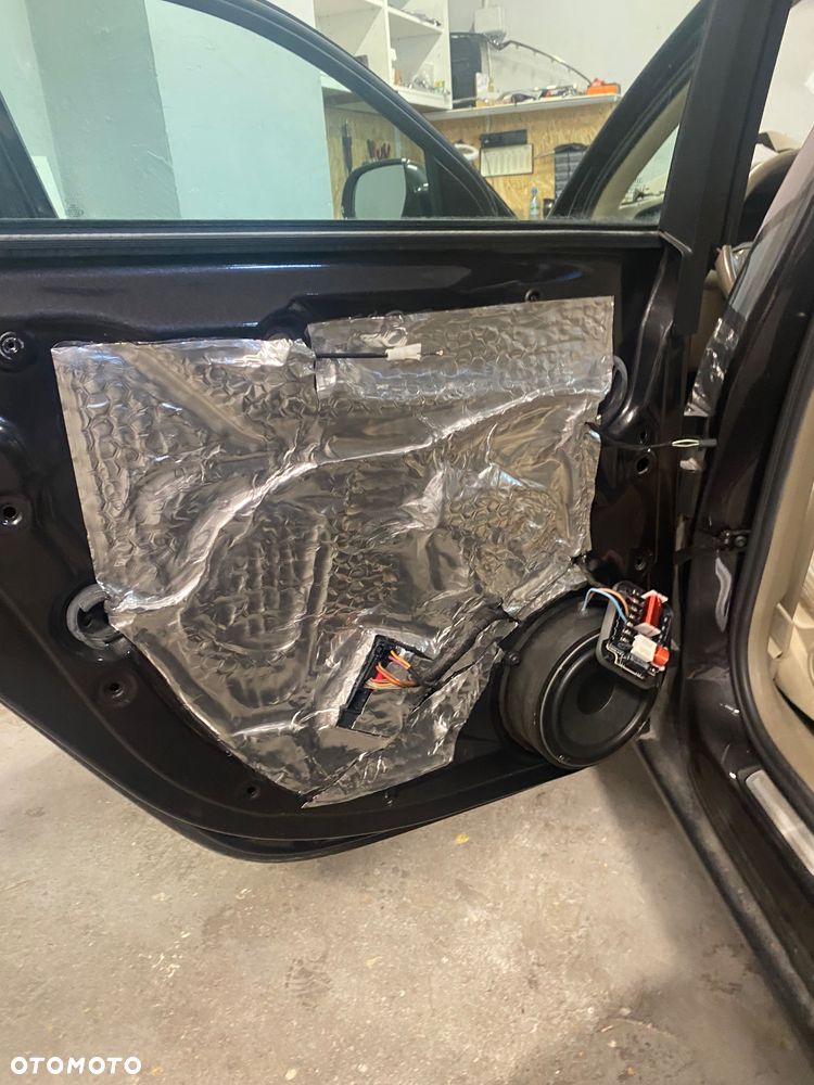 Audi A4 Avant 2.0 TDI Multitronic - 24