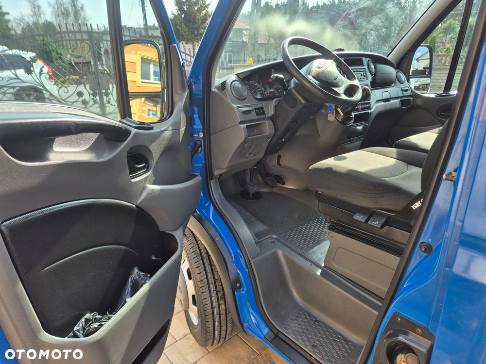 Iveco DAILY 40C15 KONTENER 4.20 WINDA HOLLANDIA  KLIMA - 31