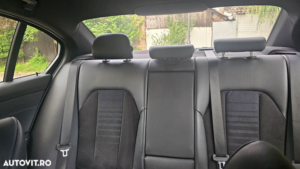BMW Seria 3 320d xDrive AT M Sport - 16